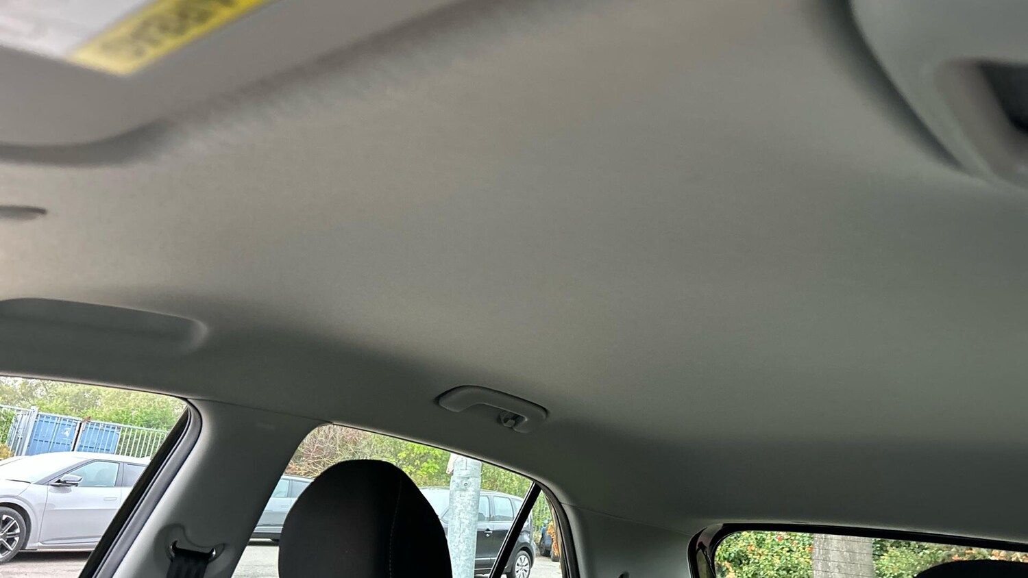 Used Kia Picanto 2023 for sale - 76573139: Photo 15