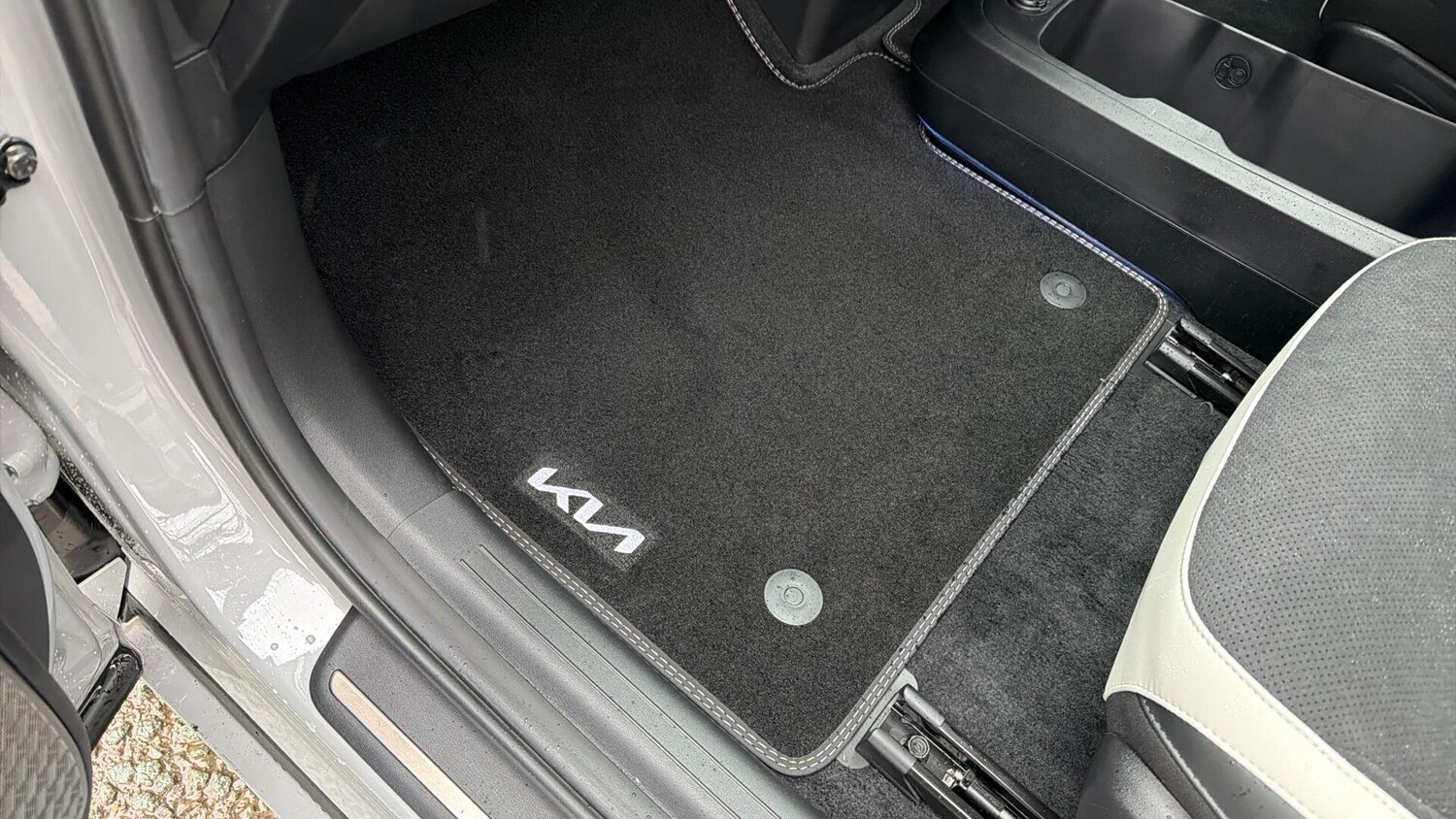 Used Kia EV6 for sale - 77704938: Photo 32