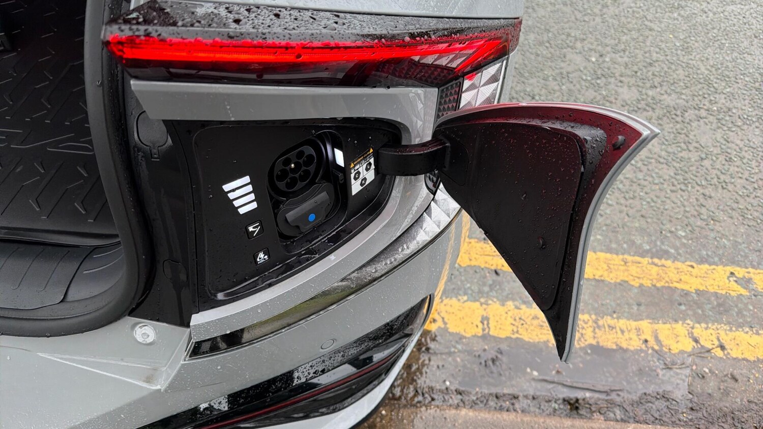 Used Kia EV6 for sale - 77704938: Photo 9