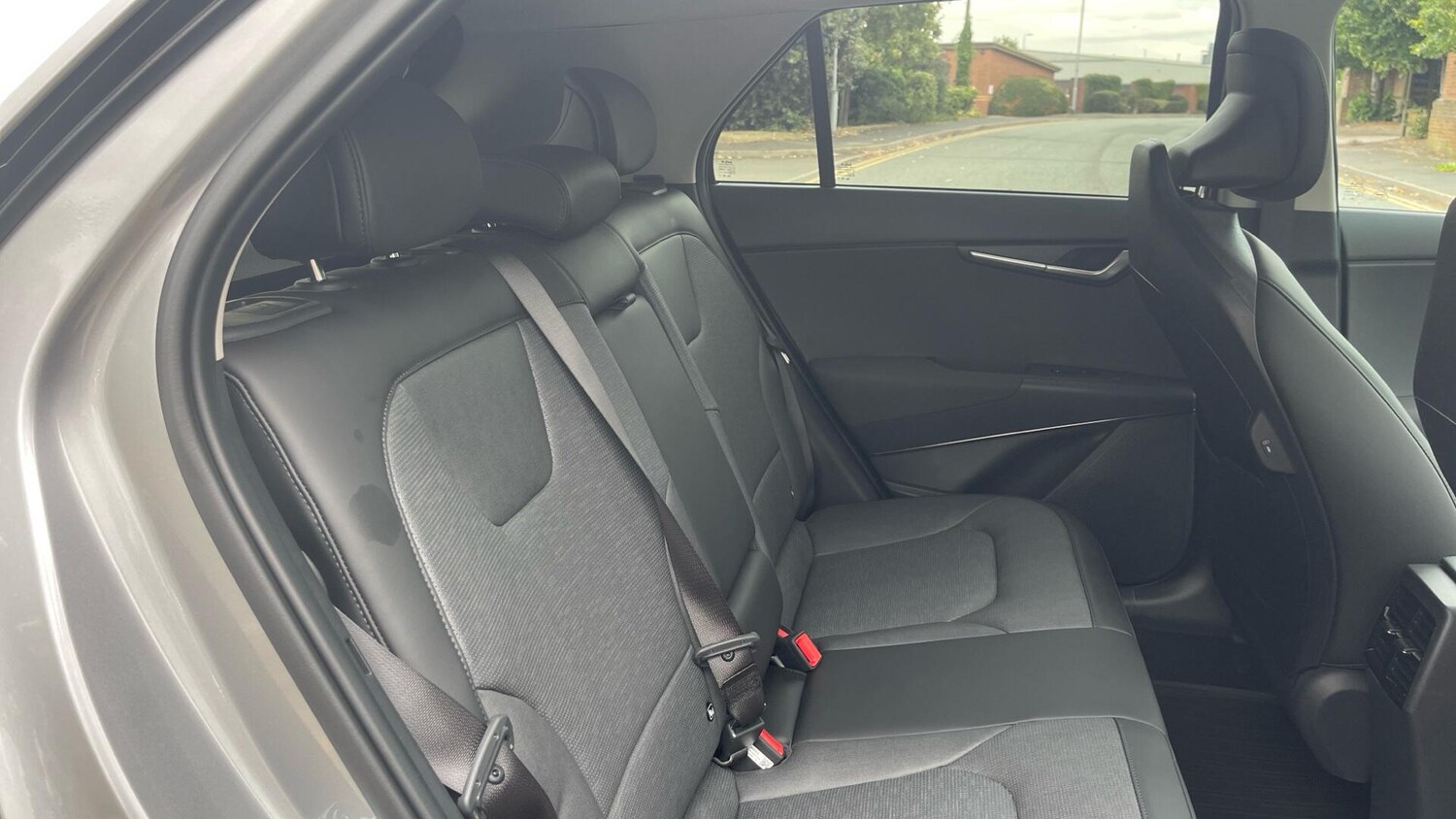 Used Kia Niro 2025 for sale - 76573484: Photo 32