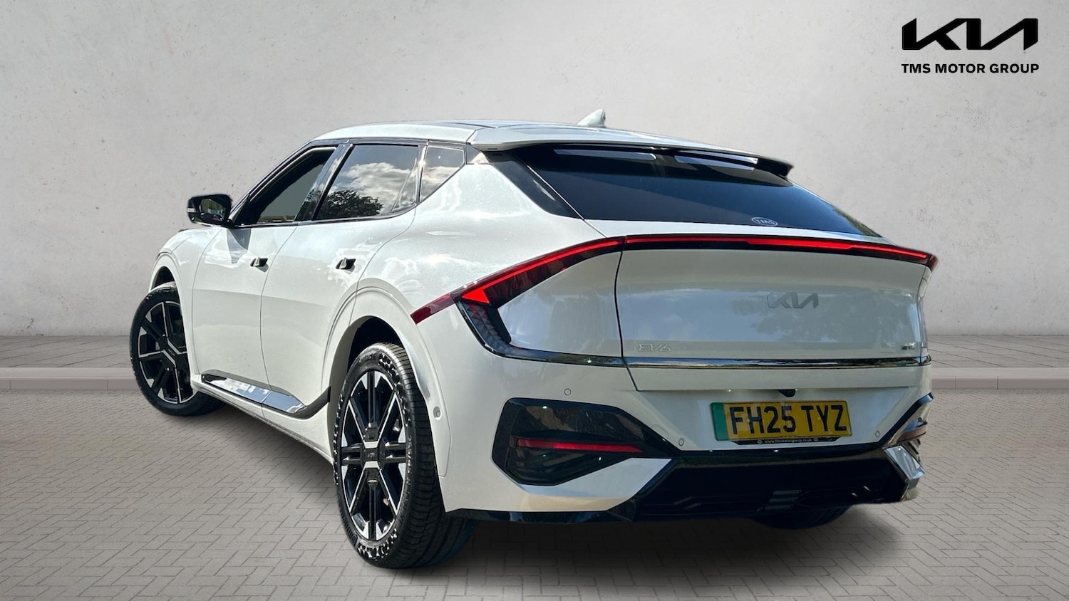 Used Kia EV6 for sale - 77672011: Photo 2