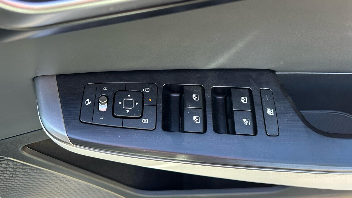 Used Kia EV6 for sale - 77672011: Photo 30