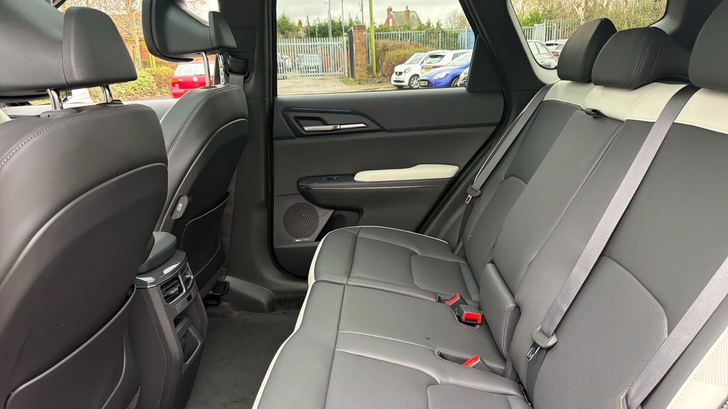 Used Kia EV5 for sale - 77704930: Photo 12