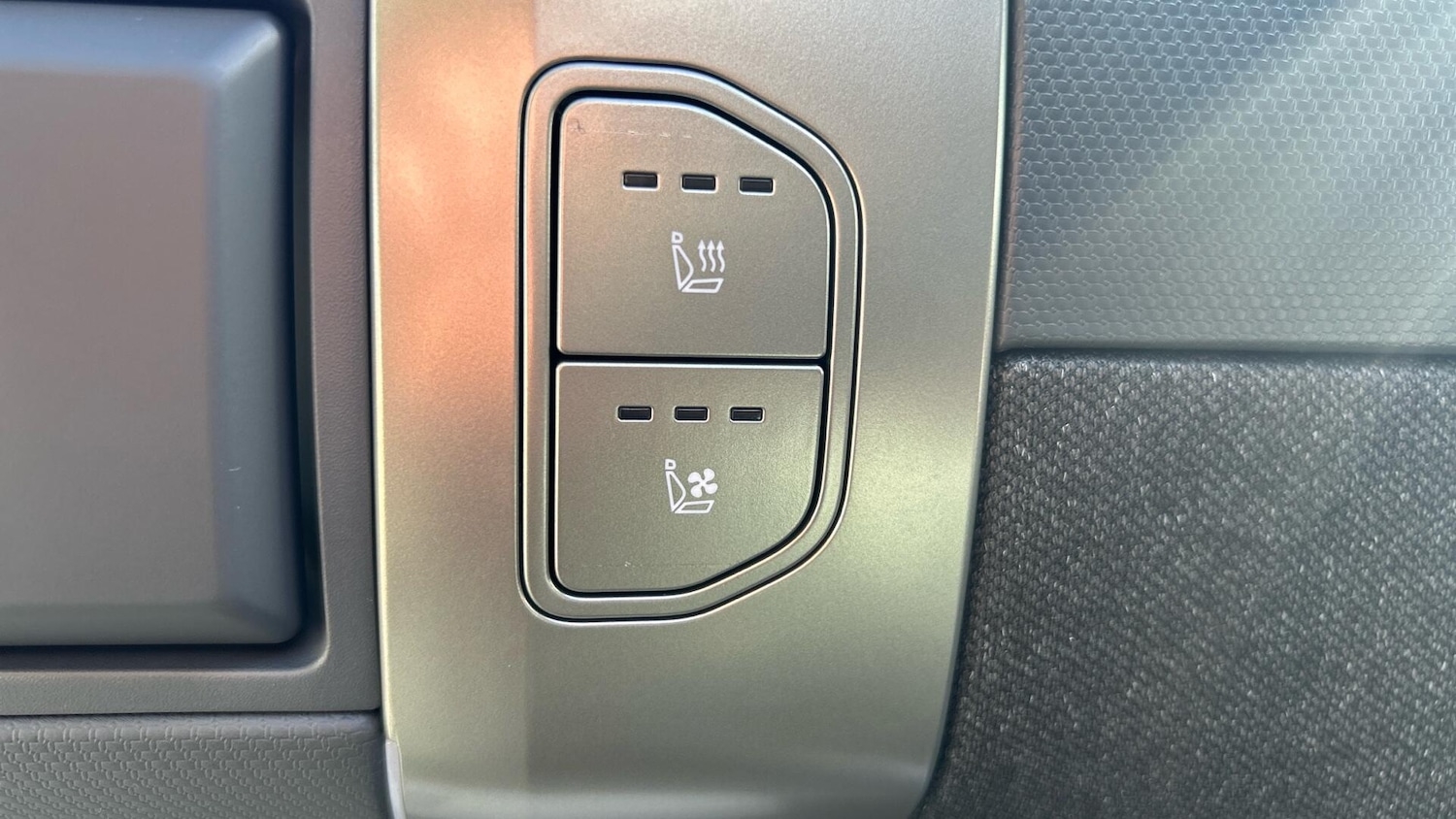 Used Kia EV3 2025 for sale - 77015660: Photo 21