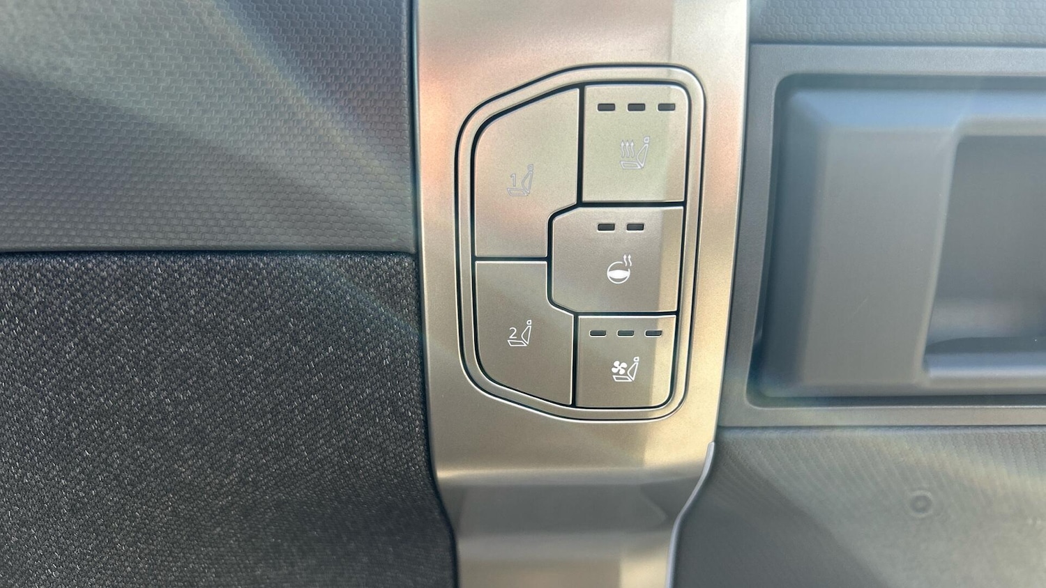 Used Kia EV3 2025 for sale - 77015660: Photo 30