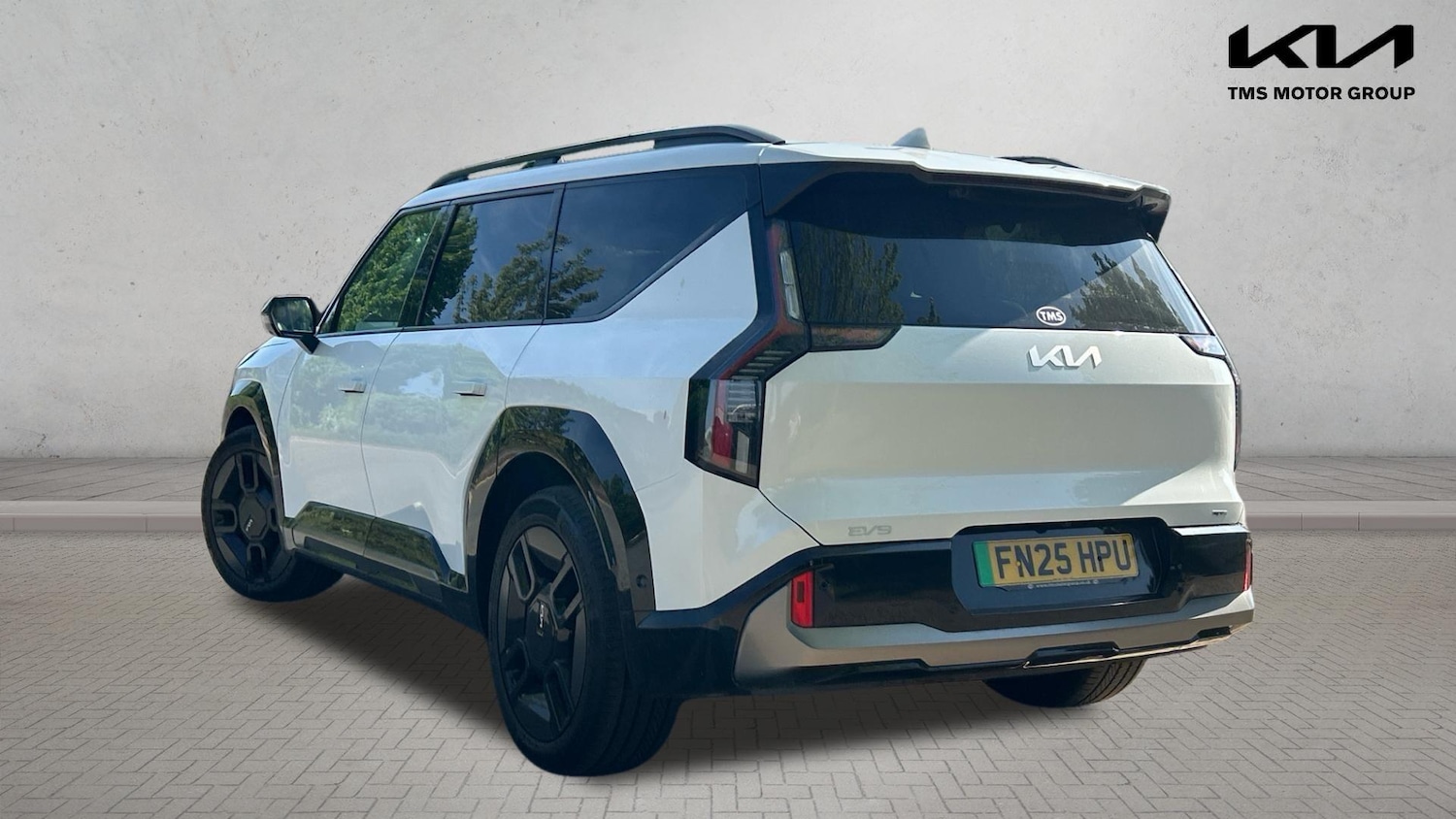 Used Kia EV9 2025 for sale - 76337889: Photo 2