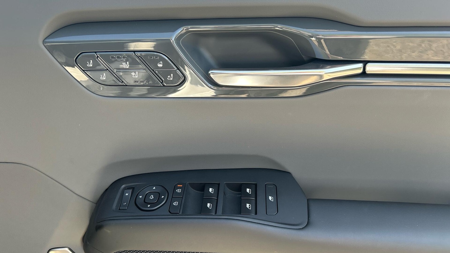 Used Kia EV9 2025 for sale - 76337889: Photo 22