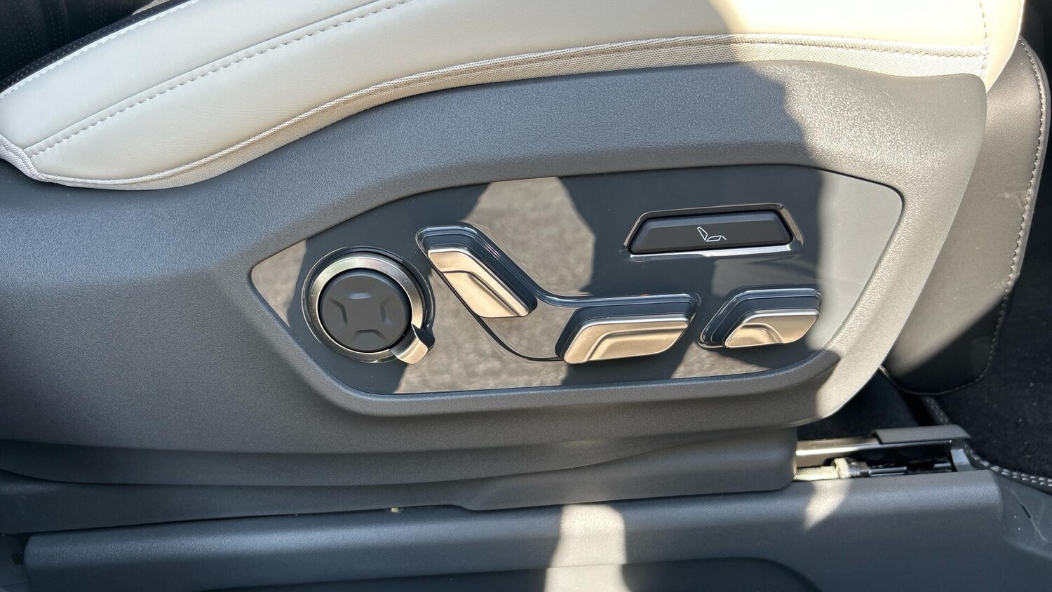 Used Kia EV9 2025 for sale - 76337889: Photo 26