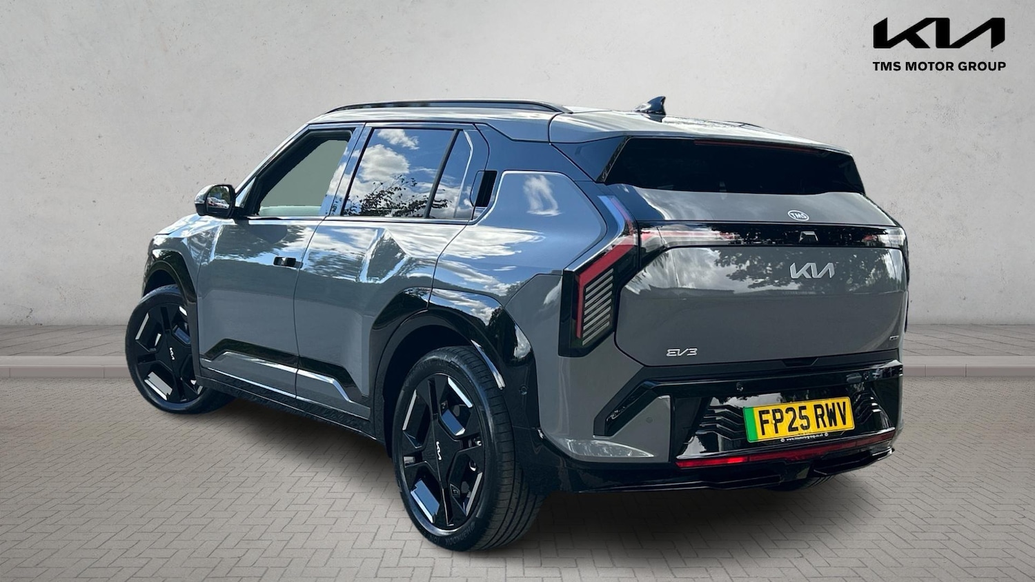 Used Kia EV3 2025 for sale - 76336687: Photo 2