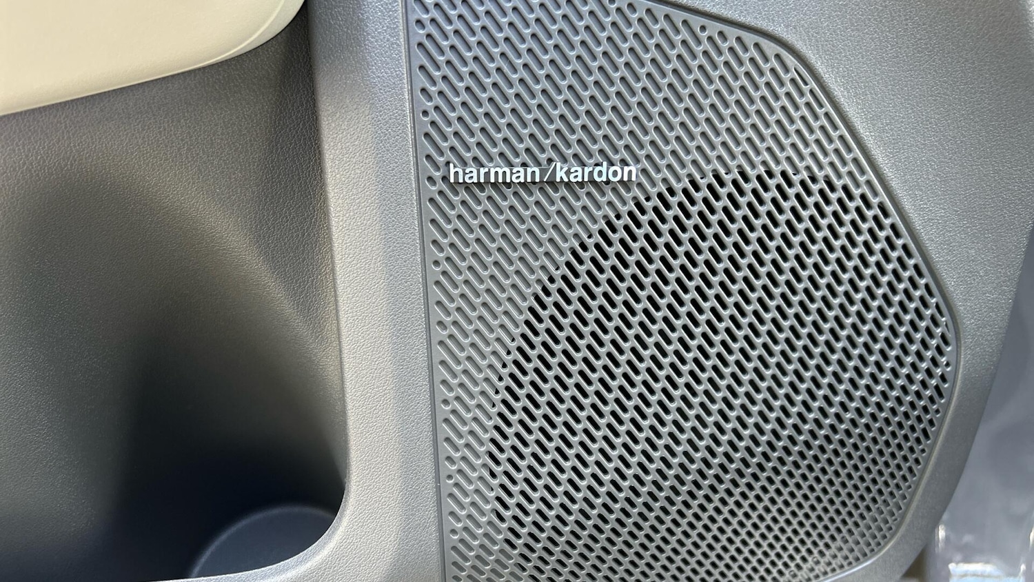 Used Kia EV3 2025 for sale - 76336687: Photo 21