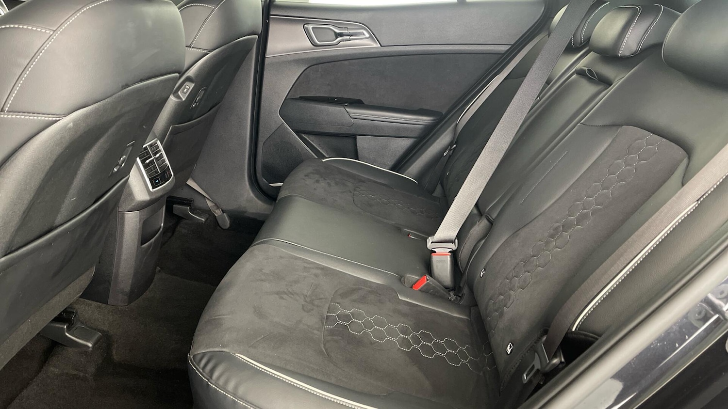 Used Kia Sportage 2025 for sale - 77016381: Photo 12