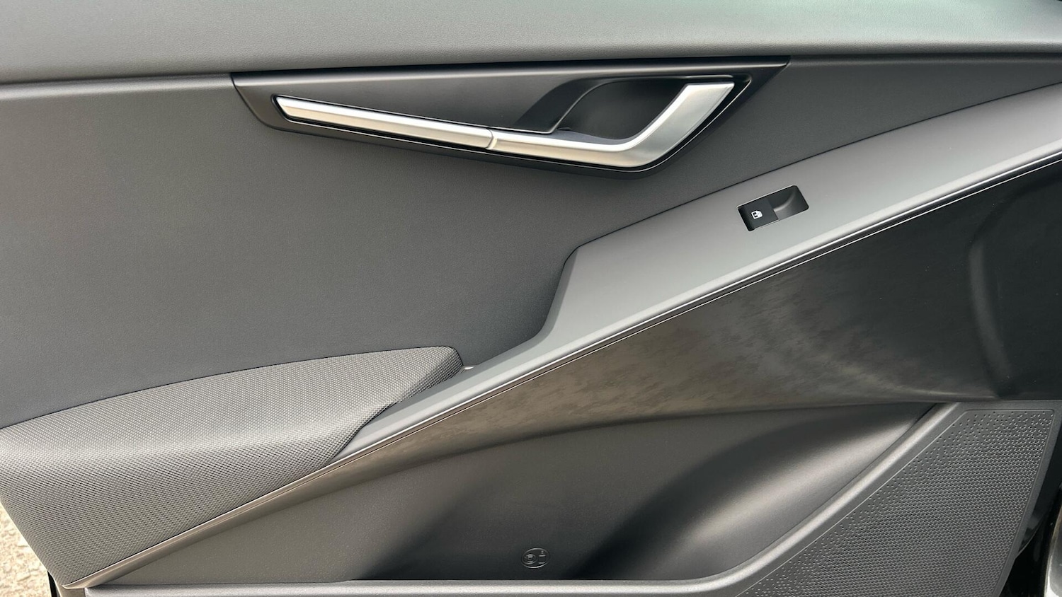 Used Kia Niro 2025 for sale - 77278731: Photo 15