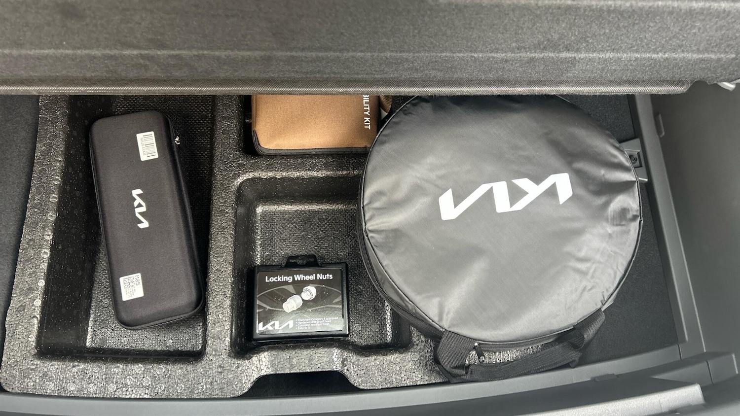 Used Kia EV3 2025 for sale - 77412198: Photo 11