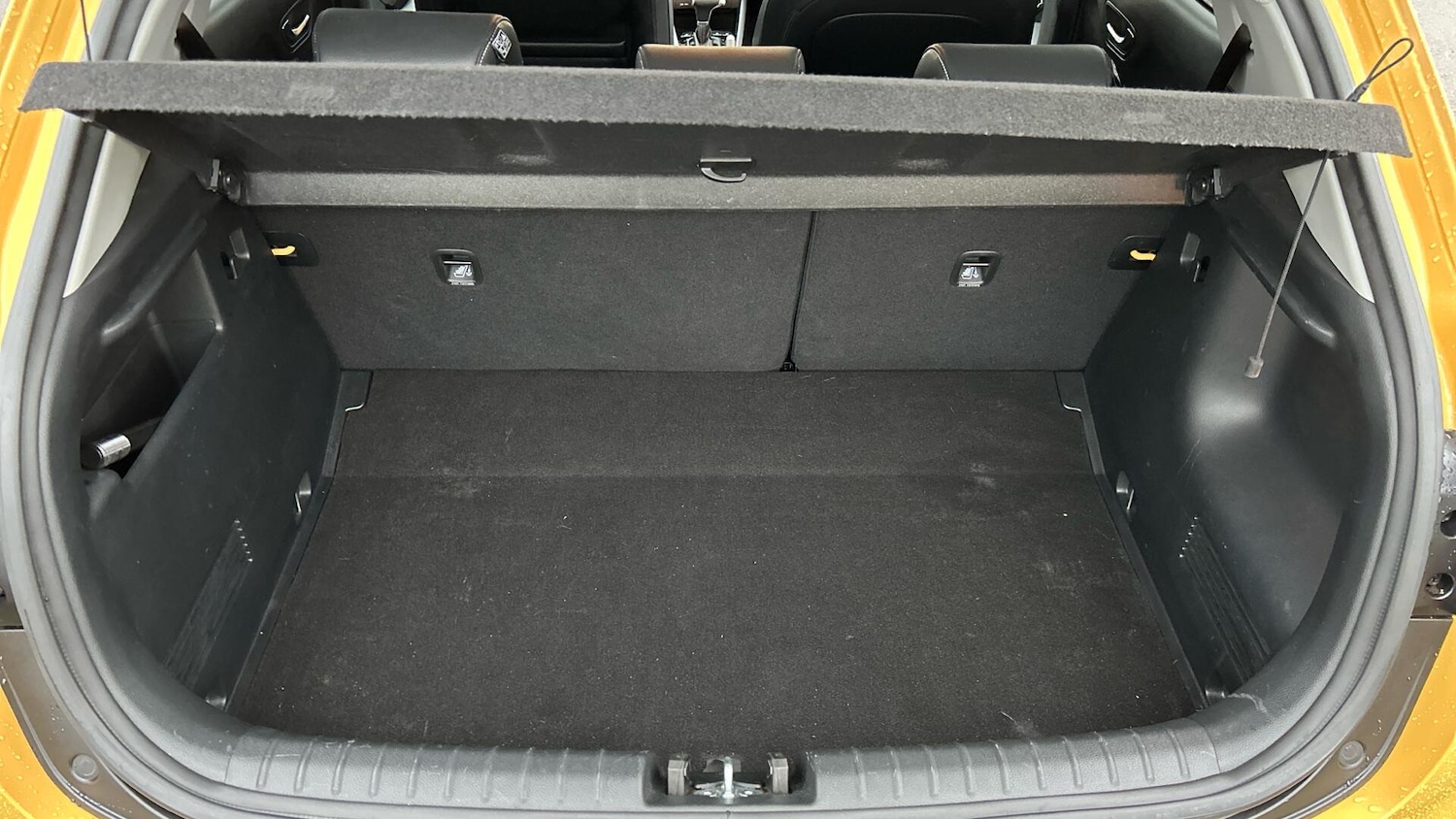 Used Kia Stonic 2024 for sale - 77040334: Photo 11