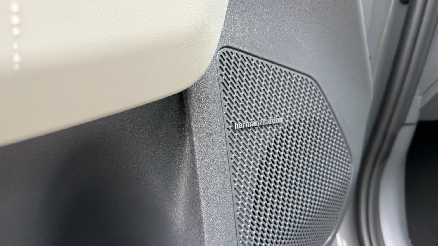 Used Kia EV3 2026 for sale - 77705107: Photo 30