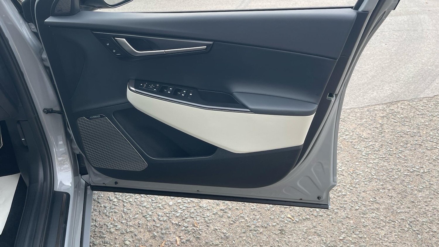 Used Kia EV6 2025 for sale - 76337139: Photo 43