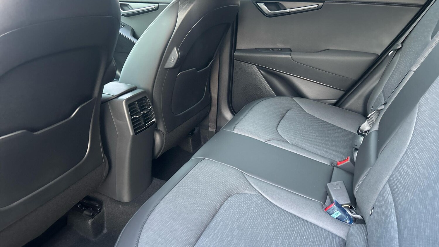 Used Kia Niro 2025 for sale - 76633869: Photo 12