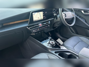 Used Kia Niro 2025 for sale - 76633869: Photo