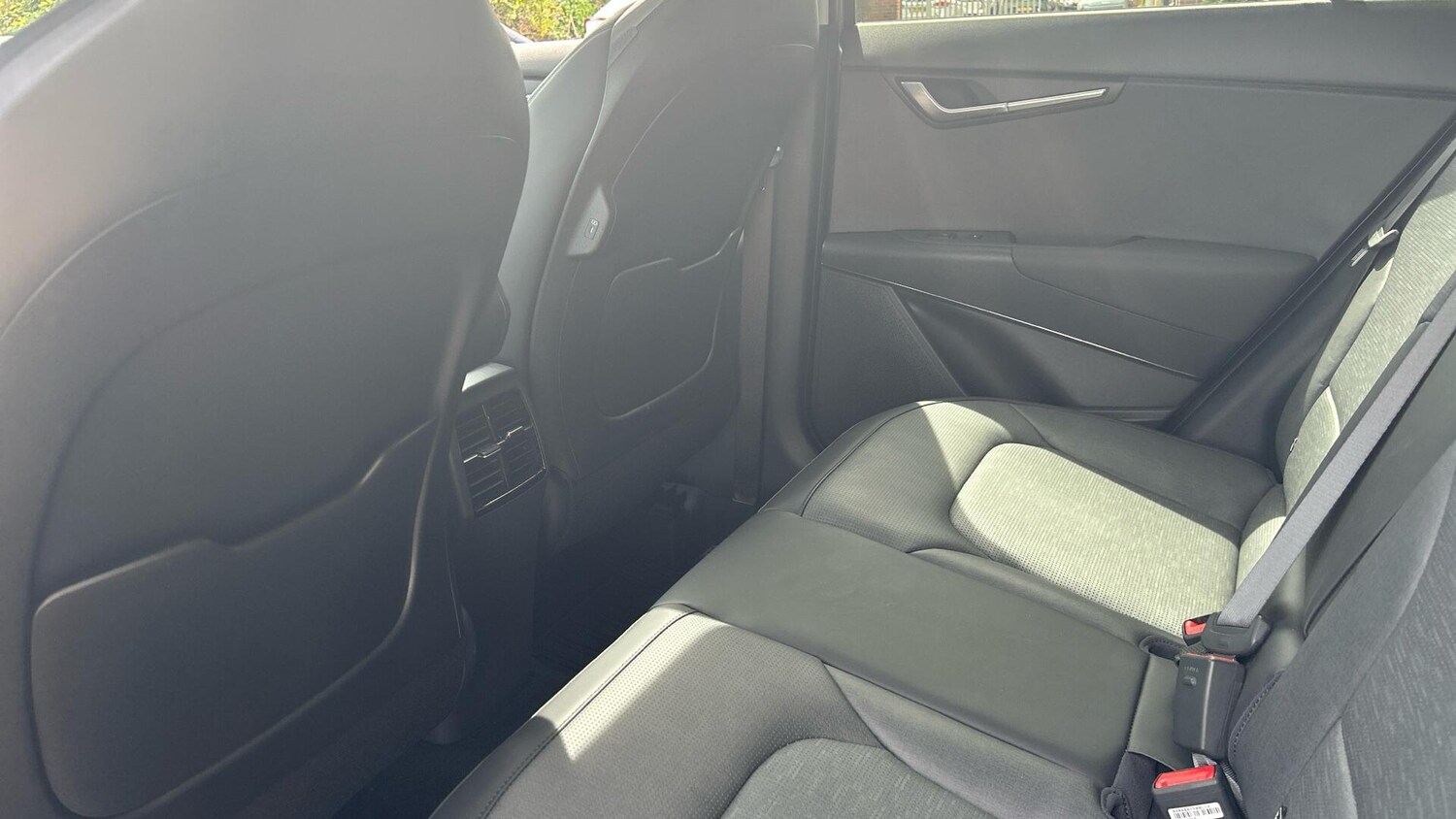 Used Kia Niro for sale - 77670665: Photo 12