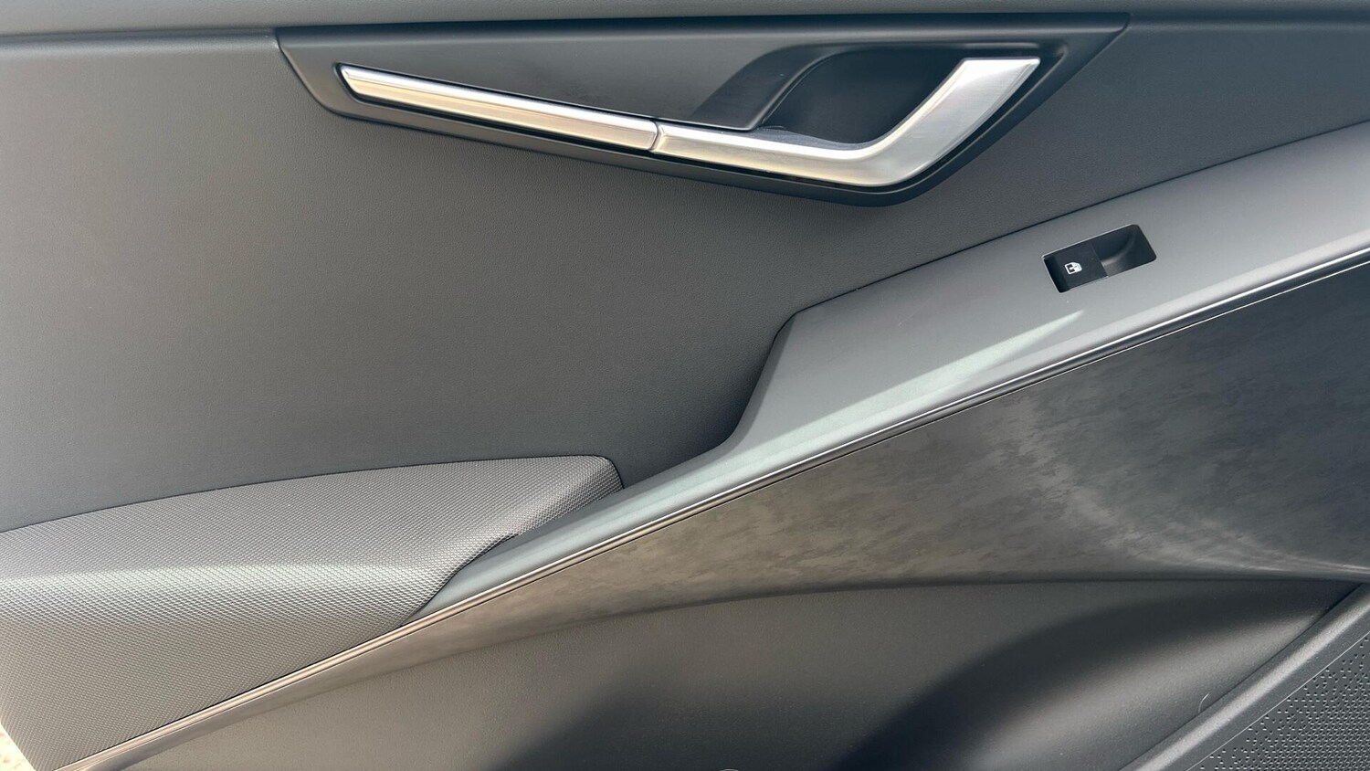 Used Kia Niro for sale - 77670665: Photo 15