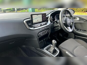 Used Kia Ceed 2025 for sale - 77925957: Photo