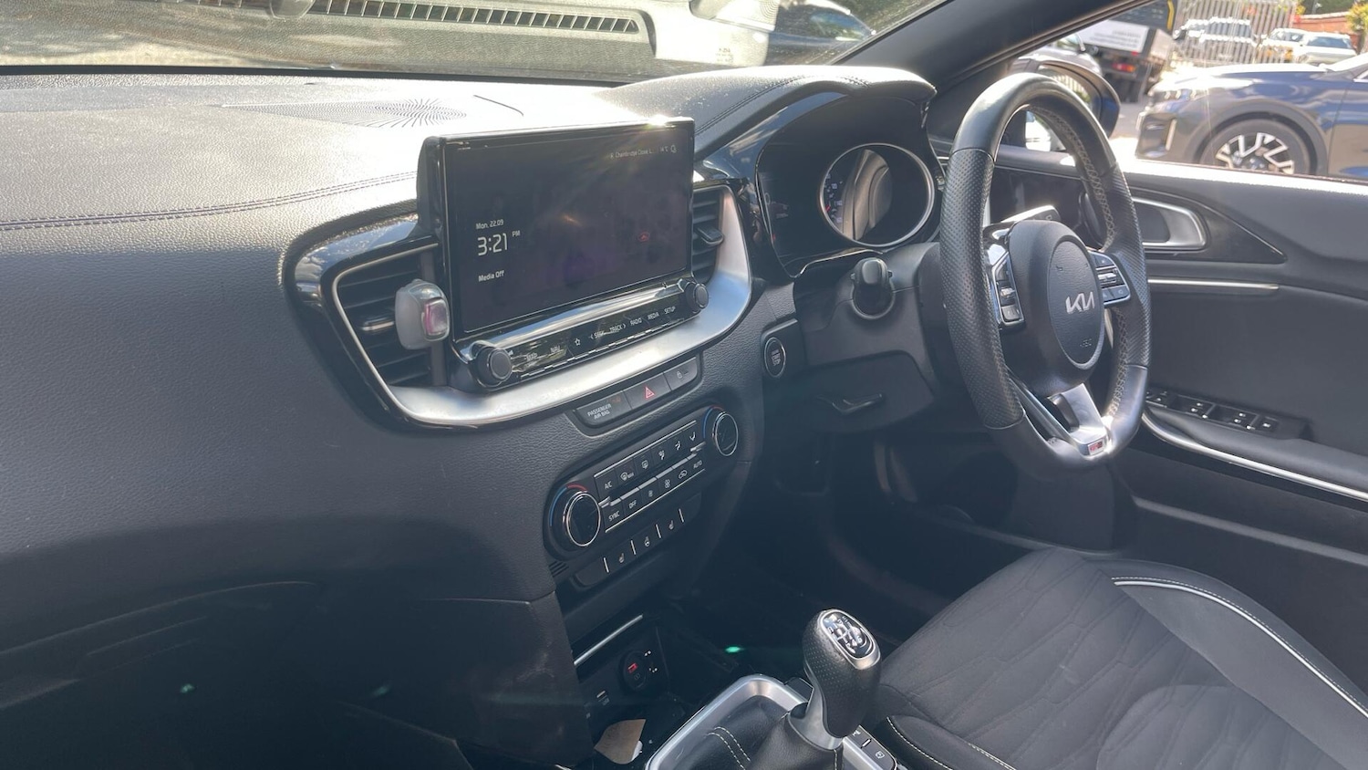 Used Kia Pro Ceed 2022 for sale - 76337641: Photo 4