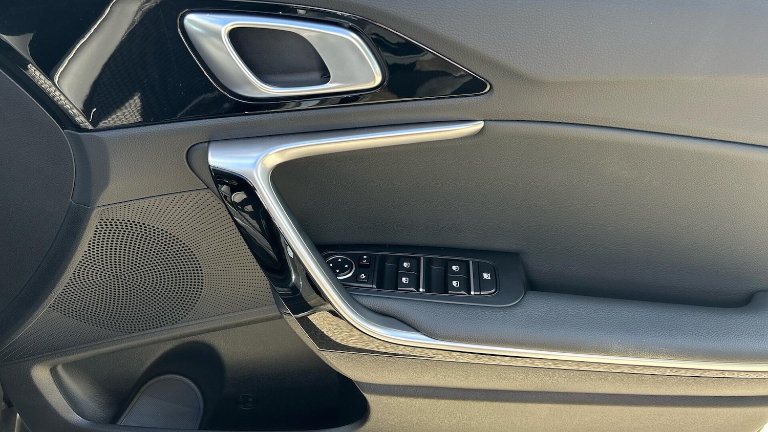 Used Kia XCeed 2025 for sale - 76584601: Photo 24