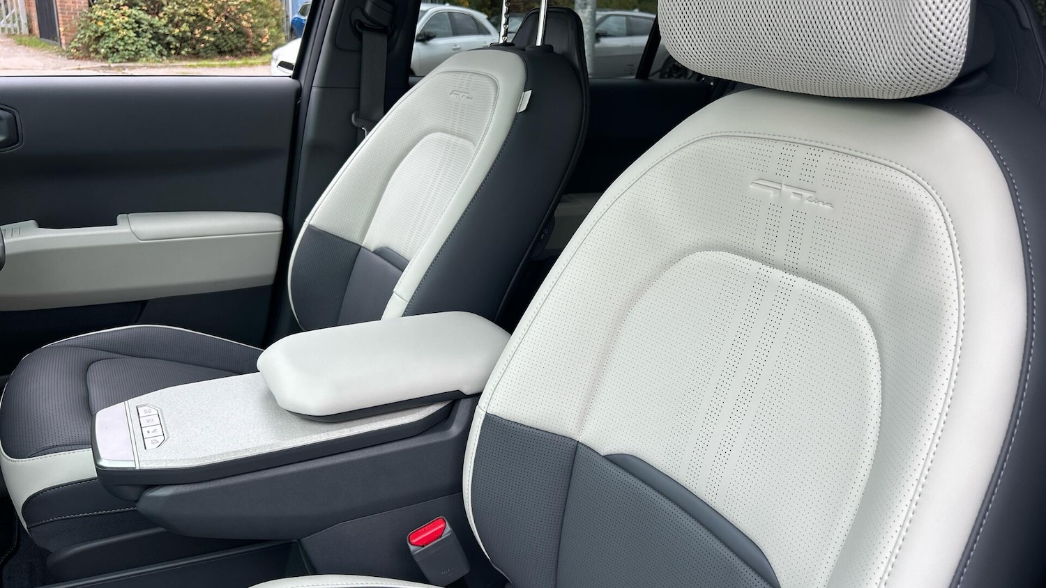 Used Kia EV3 2025 for sale - 77016444: Photo 16