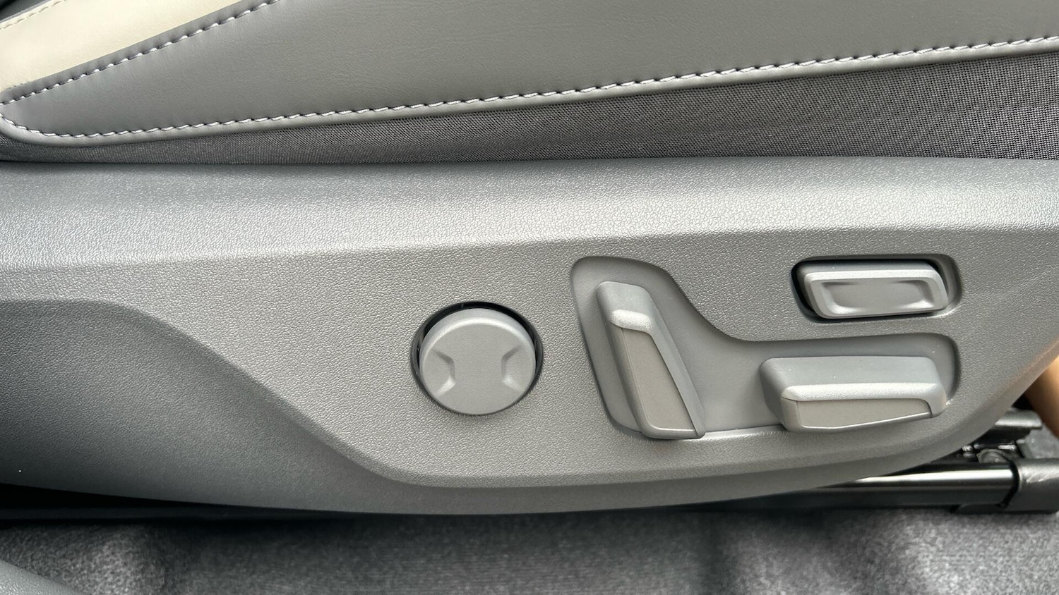 Used Kia EV3 2025 for sale - 77016444: Photo 35