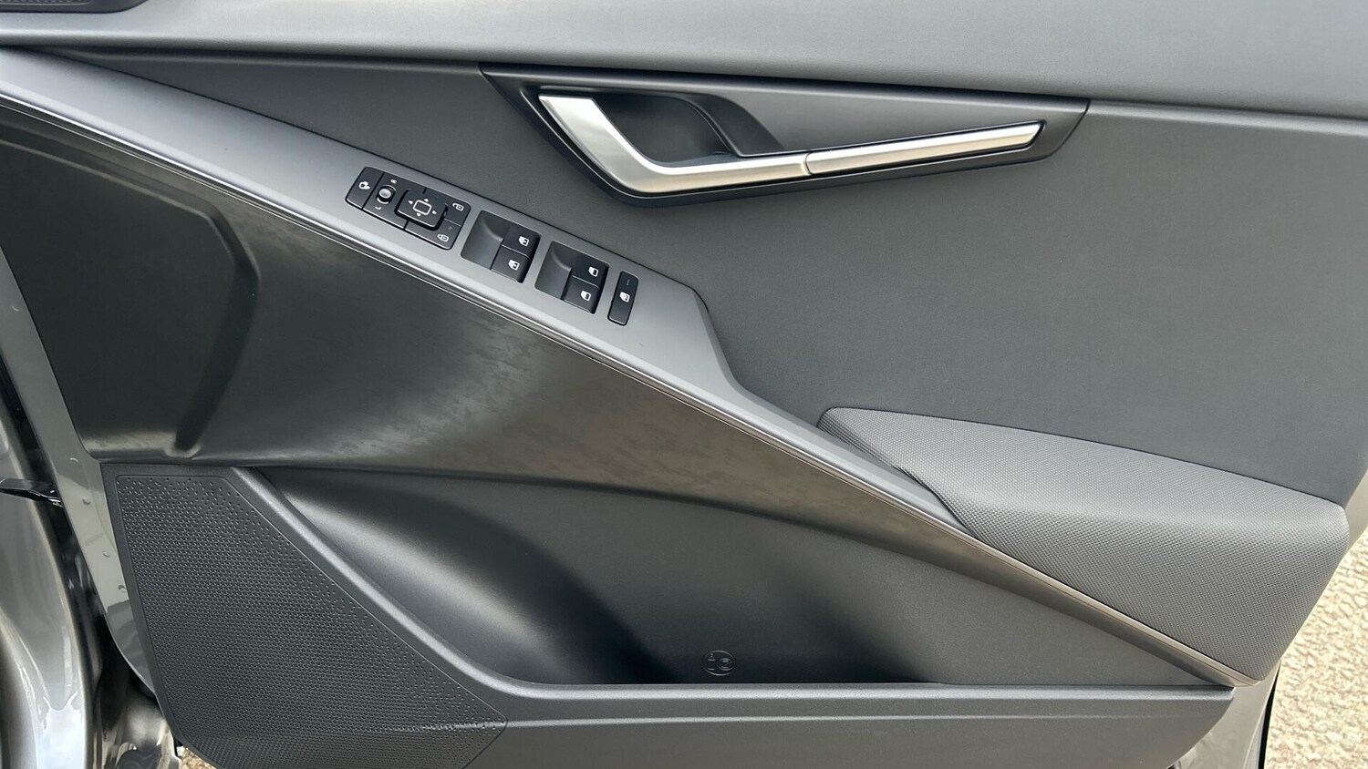 Used Kia Niro for sale - 77671090: Photo 24