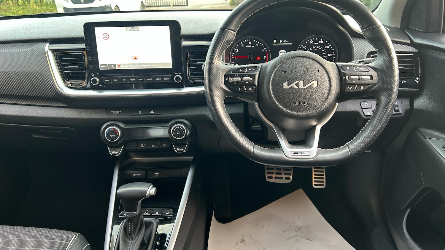 Used Kia Stonic 2023 for sale - 76633553: Photo 7