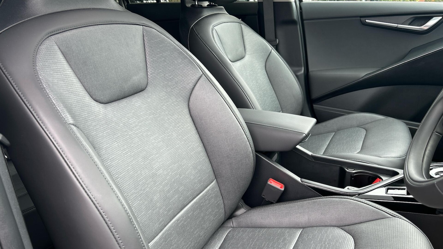 Used Kia Niro 2025 for sale - 76336541: Photo 25