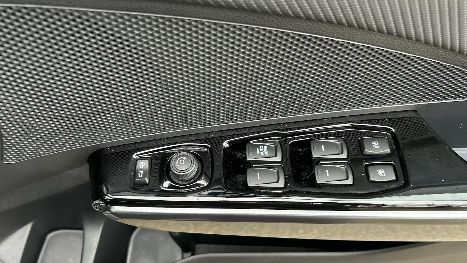 Used Ssangyong Tivoli 2023 for sale - 76992422: Photo 24