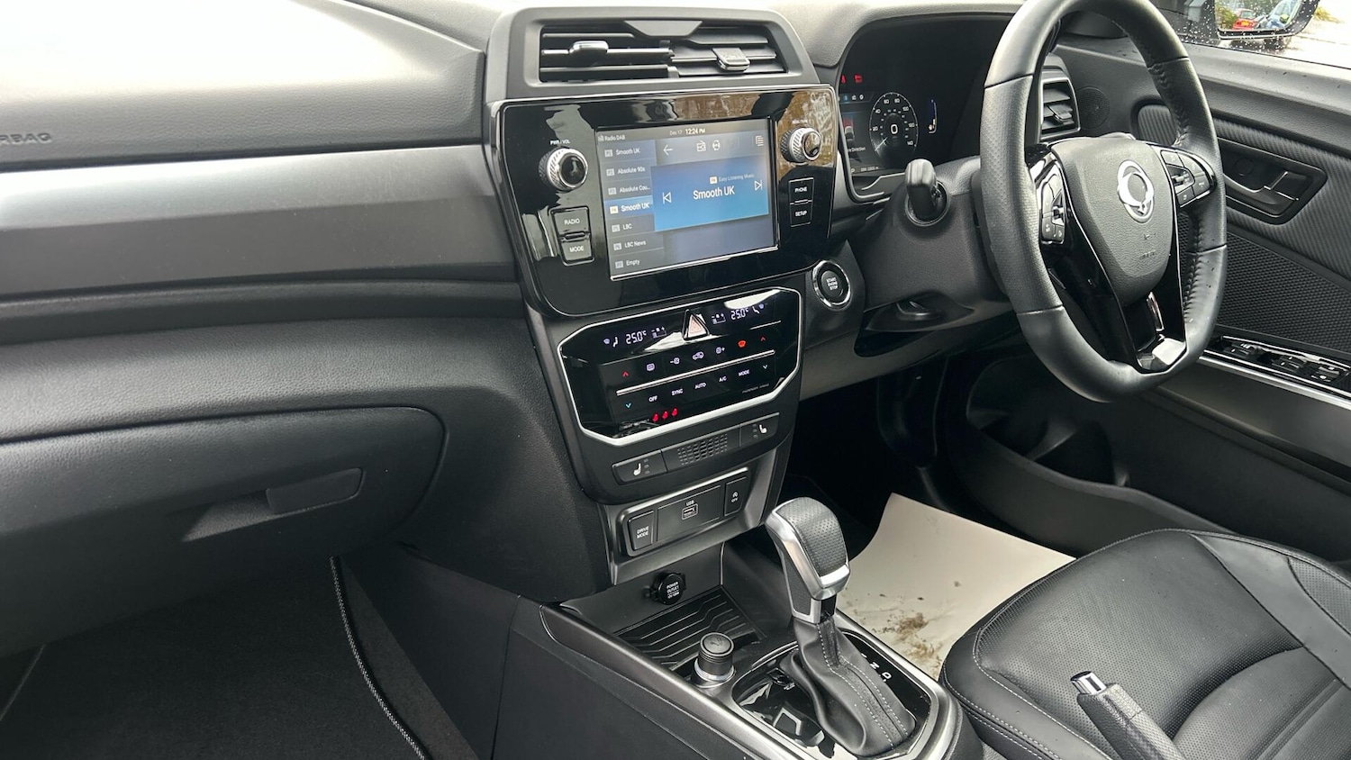 Used Ssangyong Tivoli 2023 for sale - 76992422: Photo 3