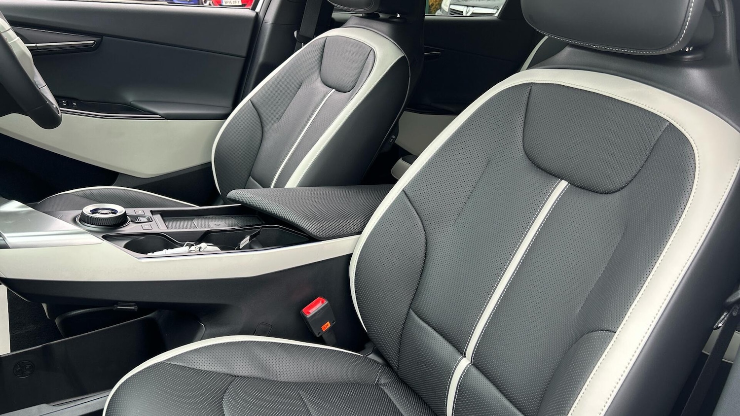 Used Kia EV6 2025 for sale - 76441104: Photo 21