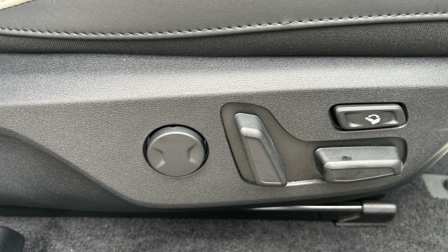 Used Kia EV6 2025 for sale - 76441104: Photo 30