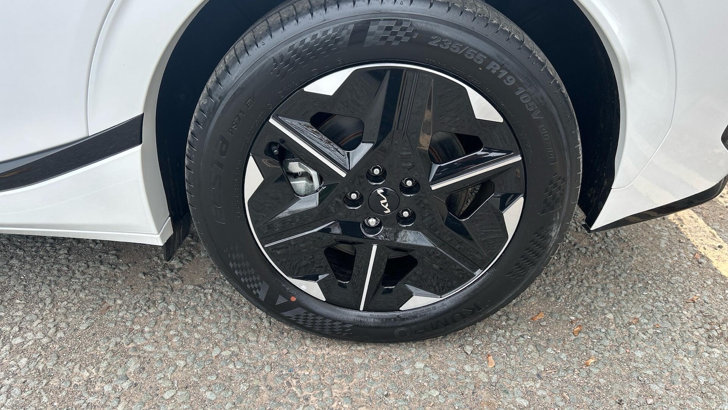 Used Kia EV6 2025 for sale - 76441104: Photo 44