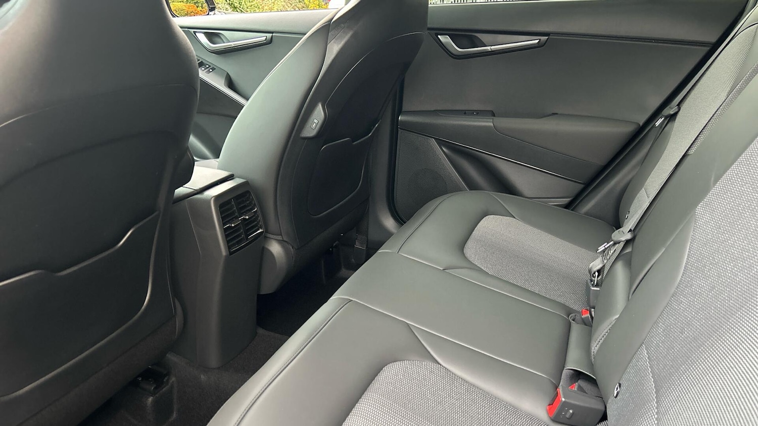 Used Kia Niro 2025 for sale - 76337439: Photo 12