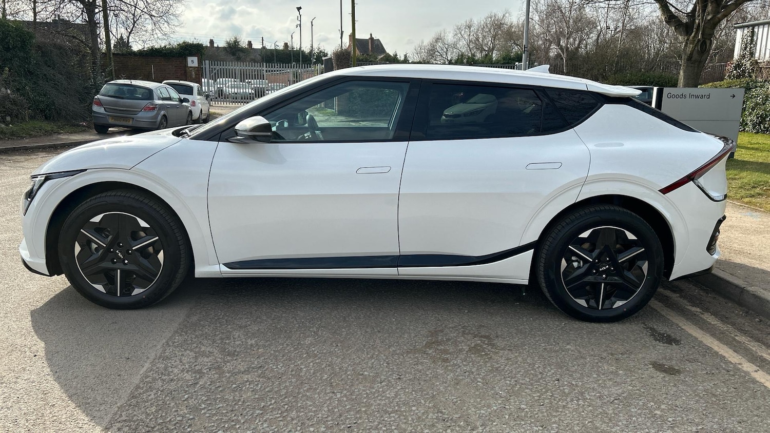 Used Kia EV6 2025 for sale - 76633120: Photo 30