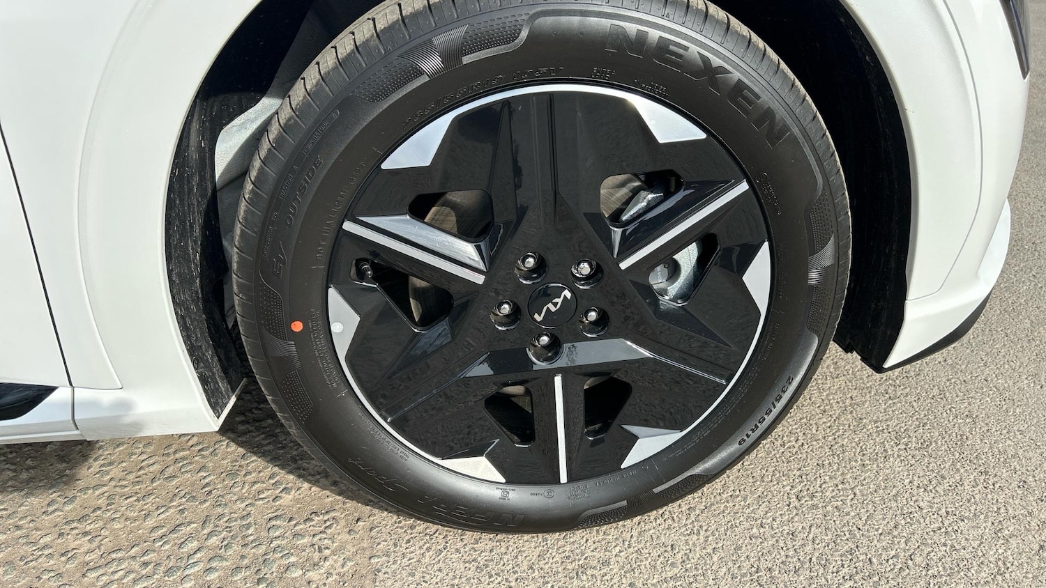 Used Kia EV6 2025 for sale - 76336919: Photo 35