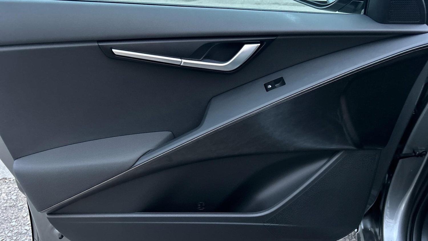 Used Kia Niro 2025 for sale - 76573093: Photo 15