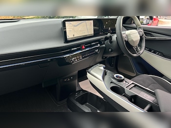 Used Kia EV6 2025 for sale - 77016442: Photo