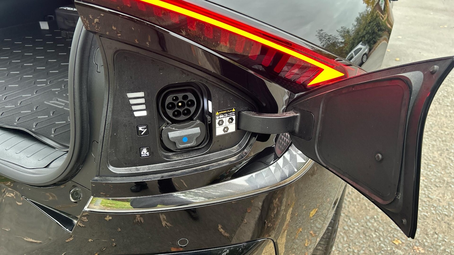 Used Kia EV6 2025 for sale - 77016442: Photo 9