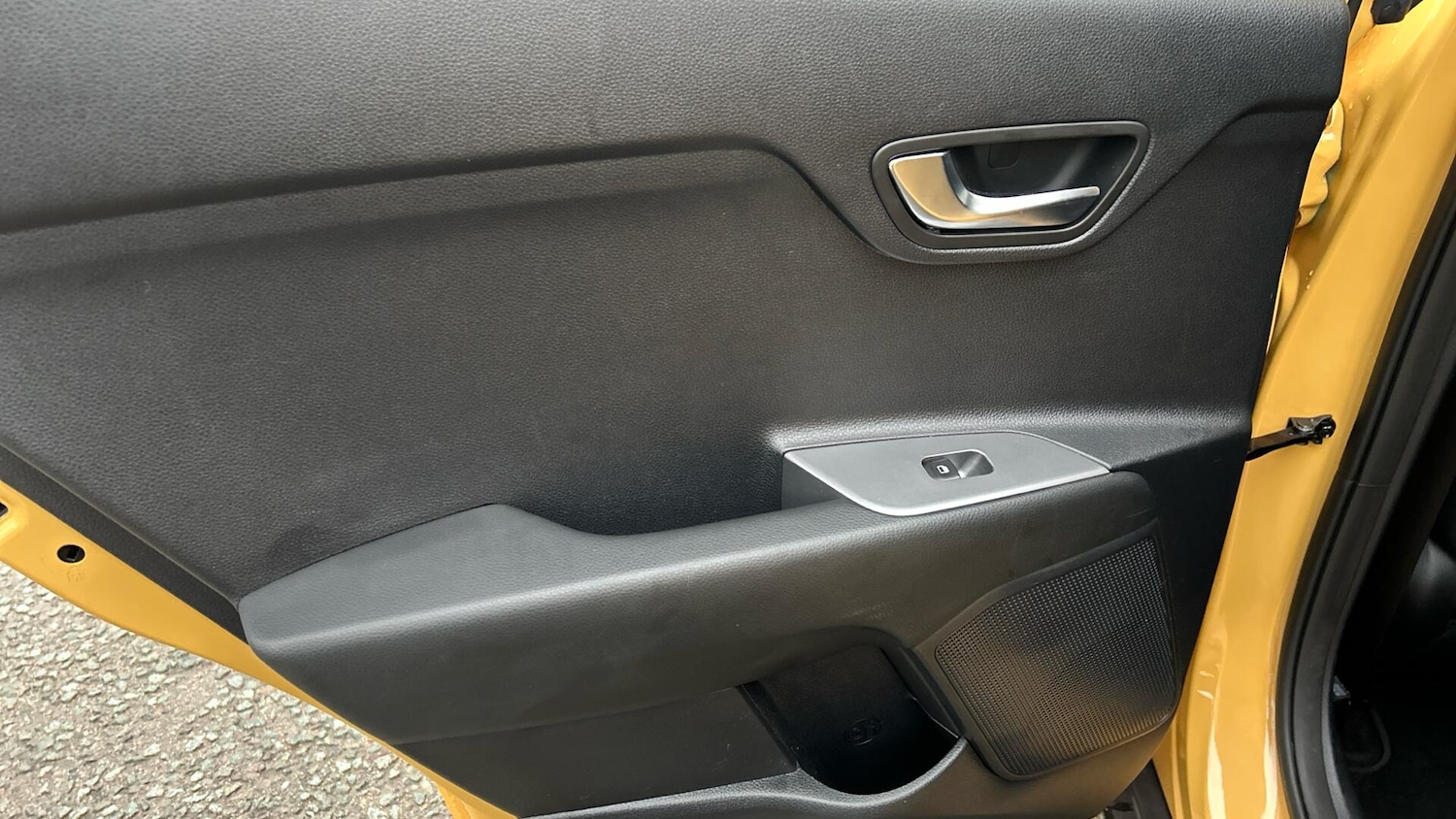 Used Kia Stonic 2024 for sale - 77671610: Photo 20