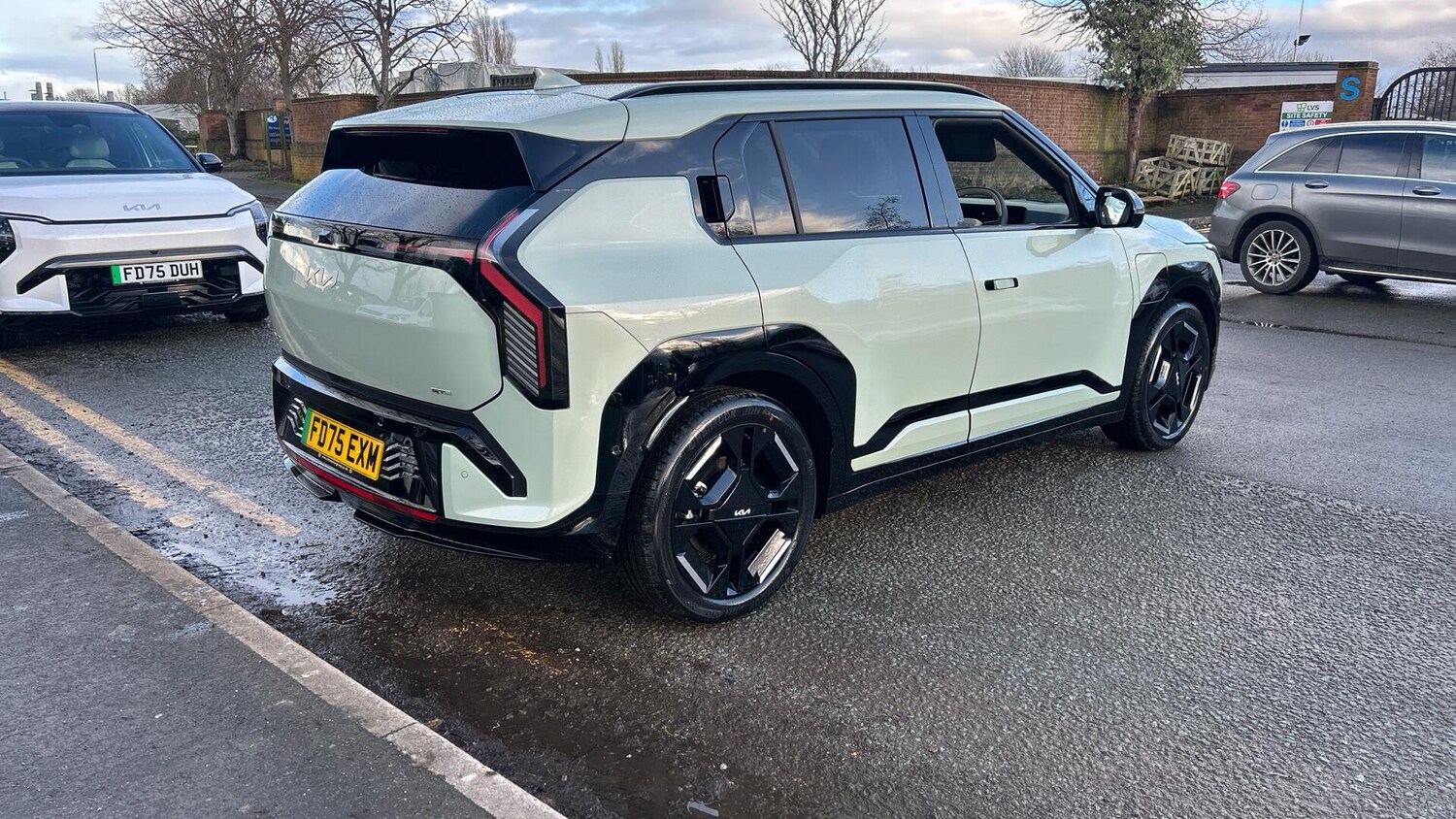 Used Kia EV3 for sale - 77671674: Photo 41