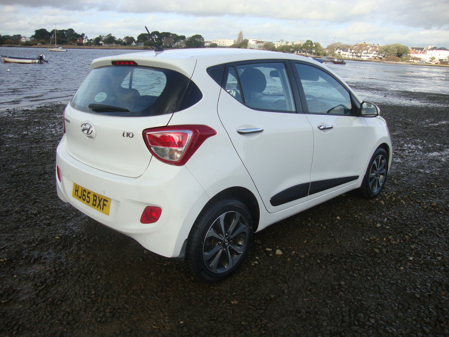 Used Hyundai i10 2015 for sale - 76940517: Photo 4