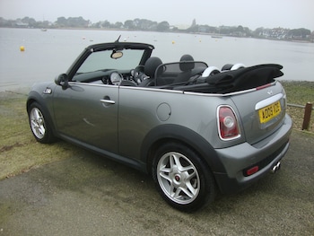 Used MINI Convertible 2009 for sale - 77797289: Photo