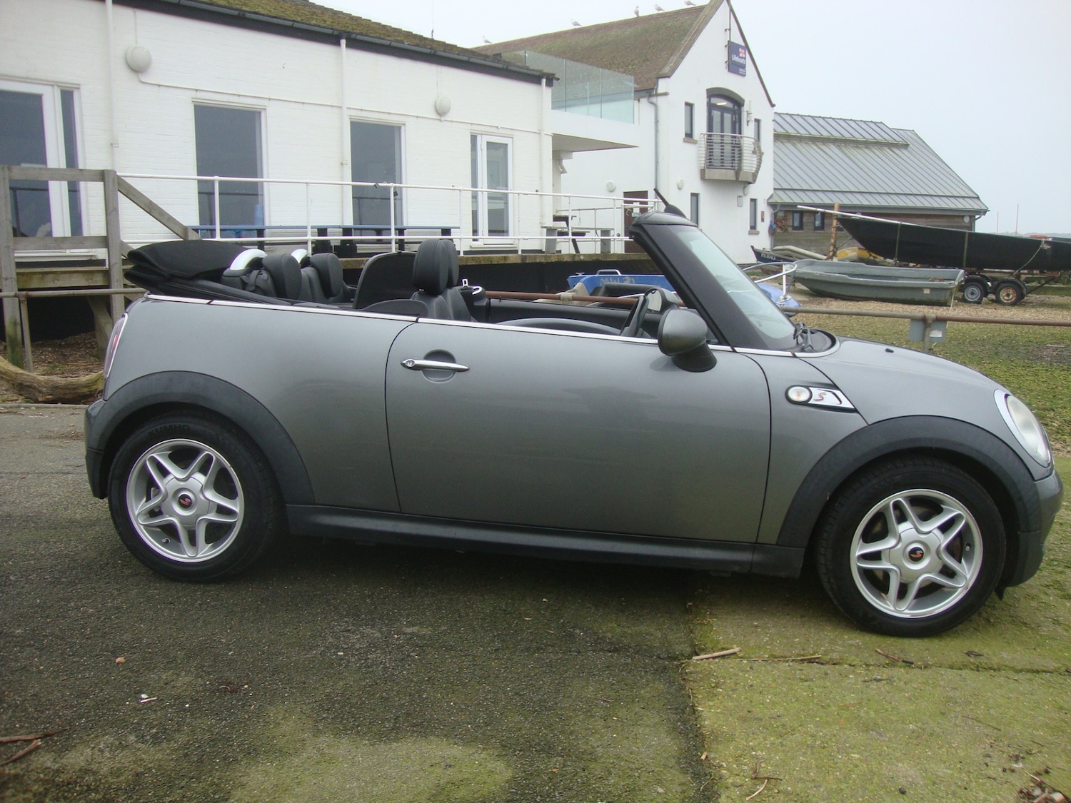 Used MINI Convertible 2009 for sale - 77797289: Photo 3