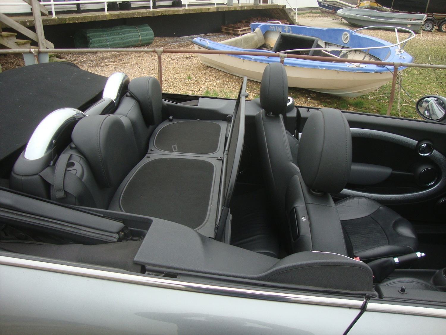 Used MINI Convertible 2009 for sale - 77797289: Photo 4