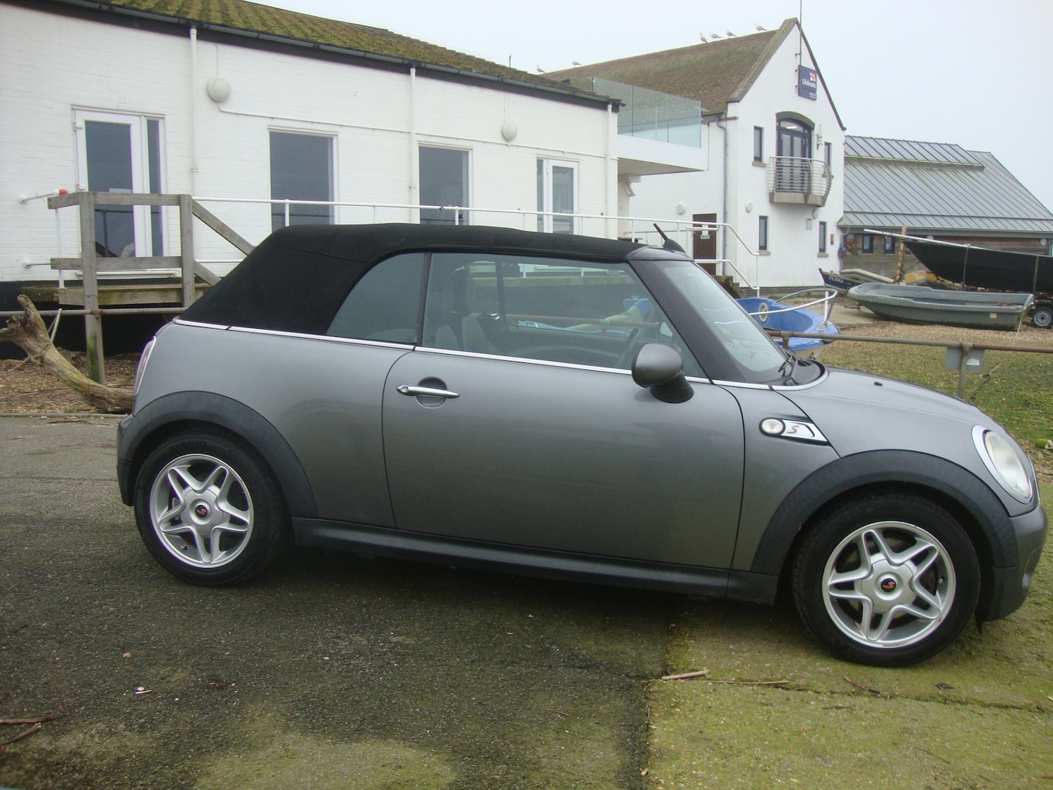 Used MINI Convertible 2009 for sale - 77797289: Photo 9